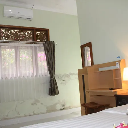 Green Palm Homestay